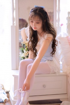坐腿杀很容易硬吗
